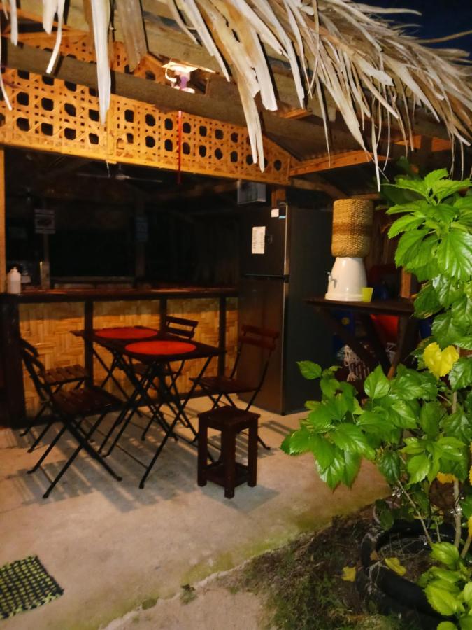 Weeroona Huts Homestay Pacifico San Isidro  Eksteriør bilde